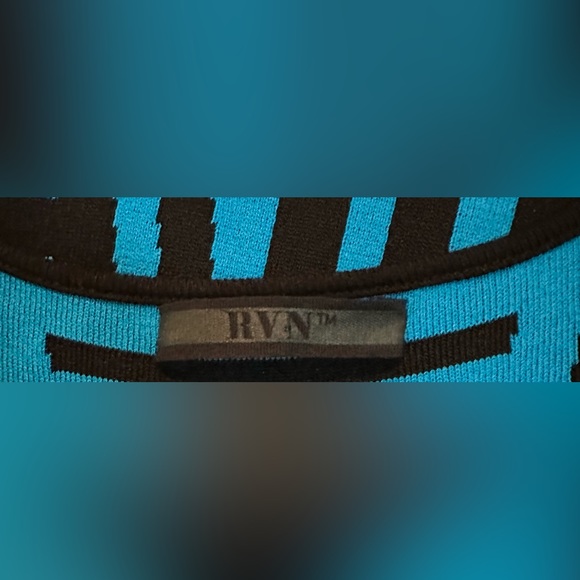 RVN Cap Sleeve Stripe Geometric Knit Mini Skater Dress in Black & Peacock - Picture 4 of 8